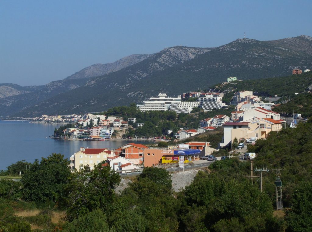 Neum (More i odmor)